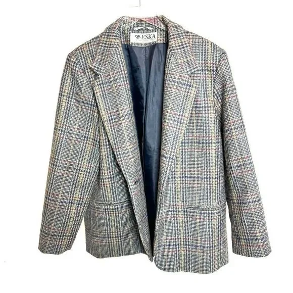 Vintage Eska 100% wool oversized plaid blazer. - Picture 2 of 6